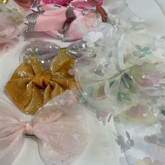 Girls bow’s - Picture 6 of 7